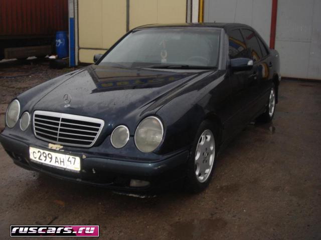 Mercedes E210 2000 г.в.